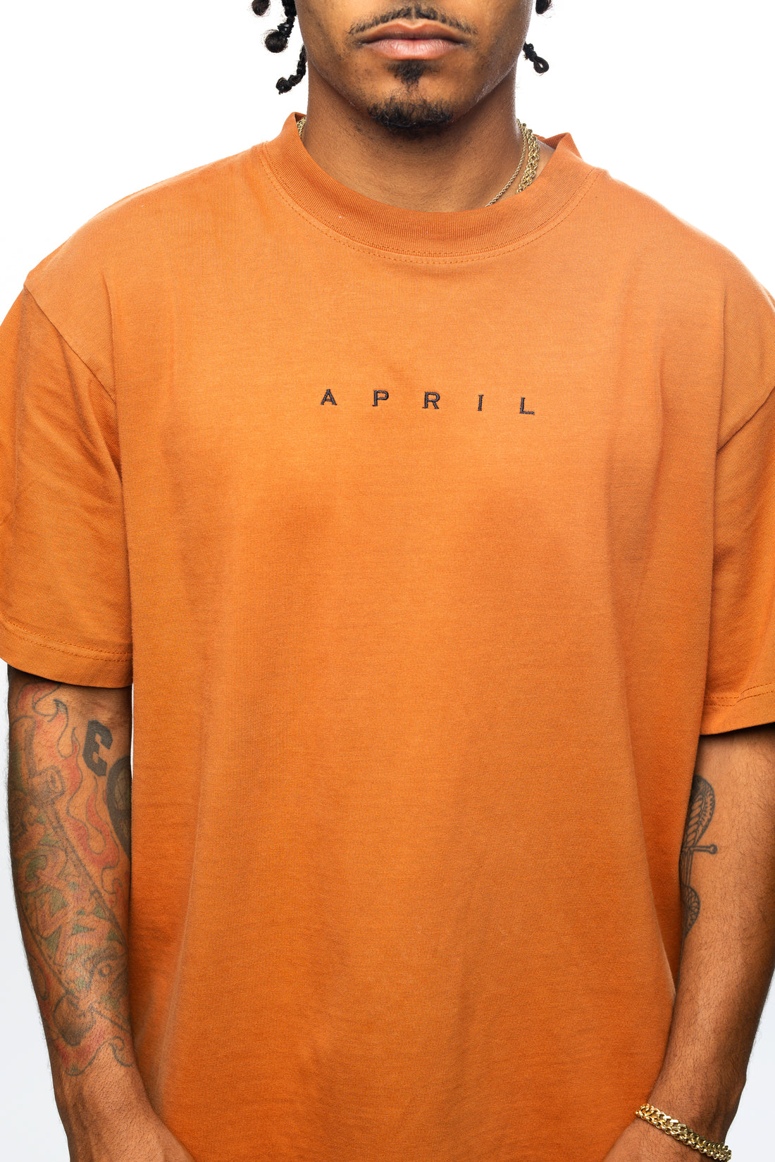 EMB TEE - ORANGE